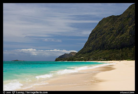 Waimanalo Beach and pali. Oahu island, Hawaii, USA