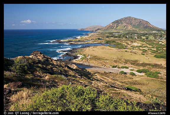 Sandy Beach and Koko crater, morning. Oahu island, Hawaii, USA