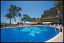 Swimming pool, Halekulani hotel. Waikiki, Honolulu, Oahu island, Hawaii, USA ( color)