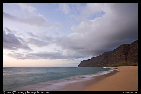 Polihale Beach and Na Pali cliffs,  dusk. Kauai island, Hawaii, USA