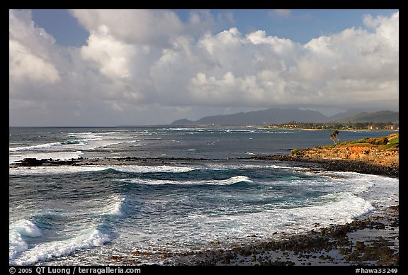 Coastline north of Kapaa with Sleeping Giant profile, early morning. Kauai island, Hawaii, USA