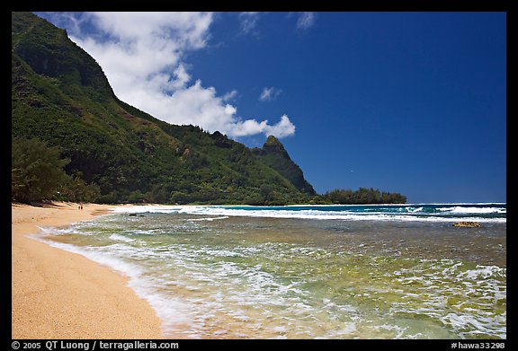 Tunnels Beach, and Makua Peak. North shore, Kauai island, Hawaii, USA