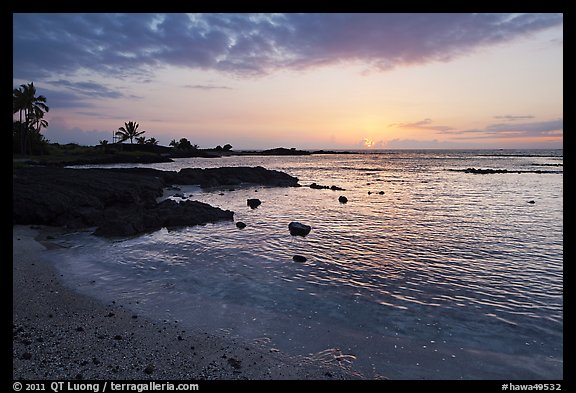 Sunset, Honokohau Beach, Kaloko-Honokohau National Historical Park. Big Island, Hawaii, USA