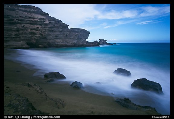 Blurred waves and cliff, Papakolea Beach. Big Island, Hawaii, USA (color)