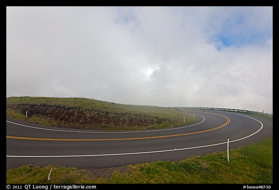 Hairpin curve. Maui, Hawaii, USA