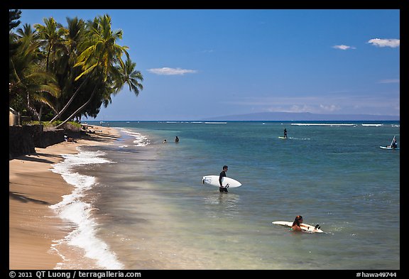 Beach and surfers. Lahaina, Maui, Hawaii, USA