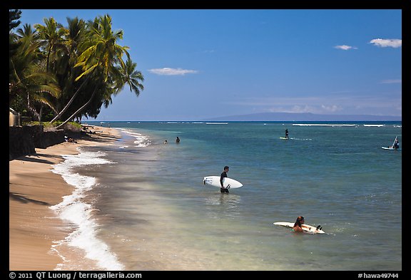 Beach and surfers. Lahaina, Maui, Hawaii, USA (color)