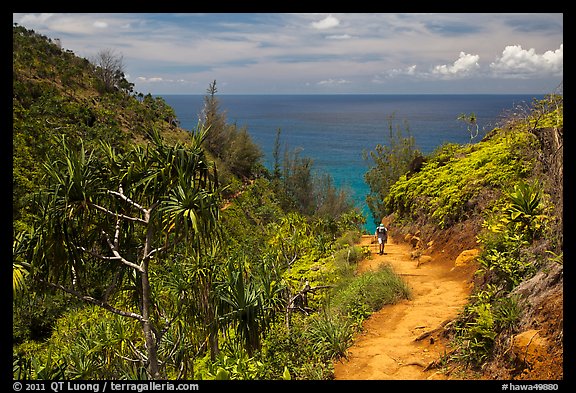 Hiking Kalalau trail. Kauai island, Hawaii, USA