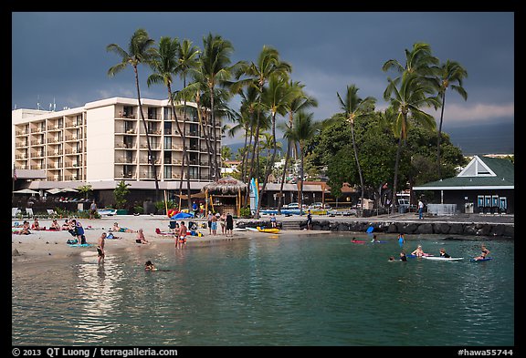 King Kamehameha Kona Beach Hotel, Kailua-Kona. Hawaii, USA (color)