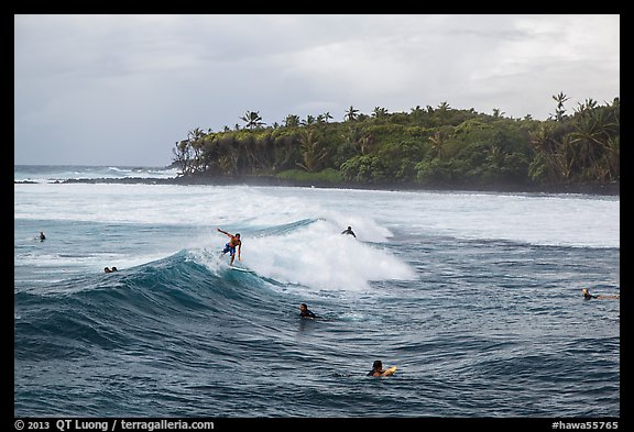 Surfers, Isaac Hale Beach. Big Island, Hawaii, USA (color)