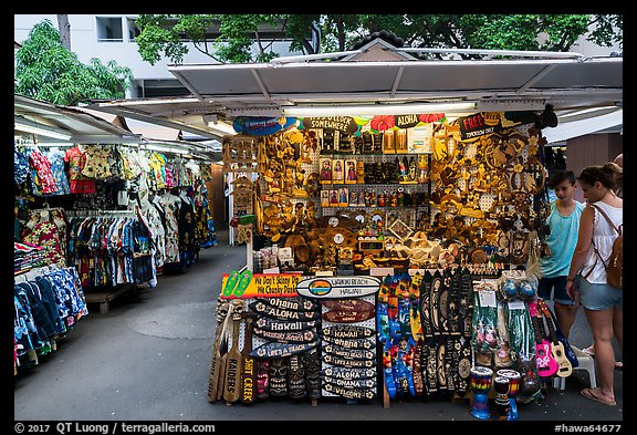 International Market, Waikiki. Waikiki, Honolulu, Oahu island, Hawaii, USA (color)