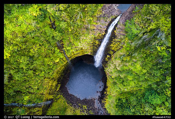 Aerial view of Akaka Falls looking down. Akaka Falls State Park, Big Island, Hawaii, USA (color)