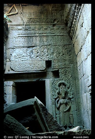 Chamber, Ta Prom. Angkor, Cambodia (color)