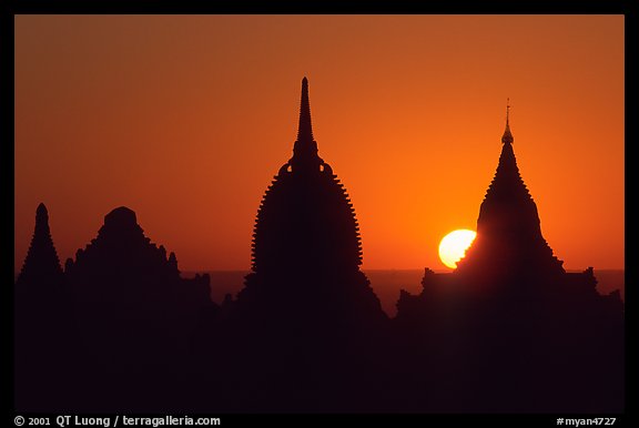 Sunrise. Bagan, Myanmar