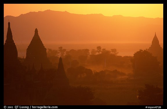 Sunset from Shwesandaw. Bagan, Myanmar (color)