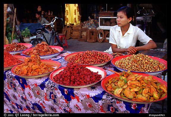 Food vendor. Myanmar (color)