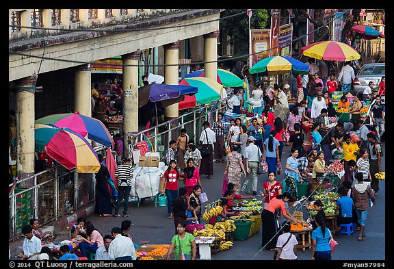 Street market. Yangon, Myanmar (color)