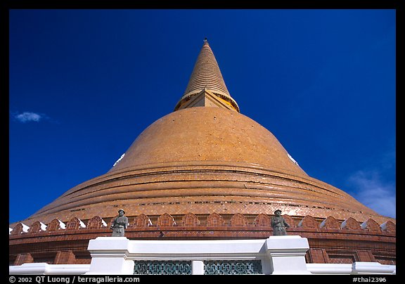 Phra Pathom Chedi. Nakkhon Pathom, Thailand