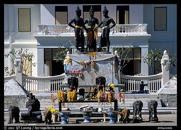 Three kings monument. Chiang Mai, Thailand (color)