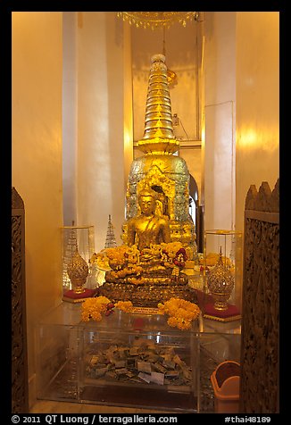 Central Buddha image, Wat Saket. Bangkok, Thailand