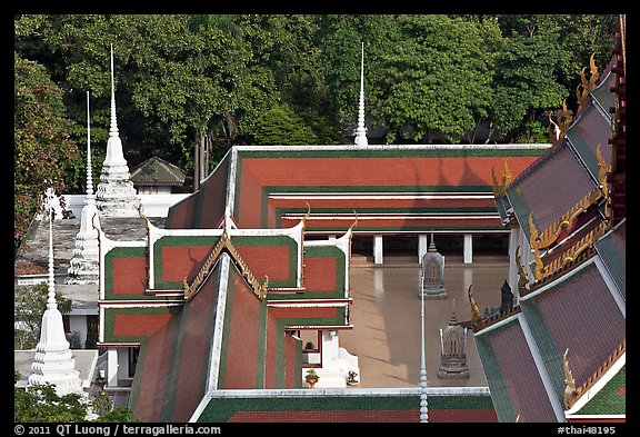 Temple at the base of Golden Mount. Bangkok, Thailand