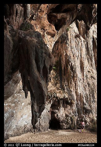 Rock climbers on limestone cliff, Railay. Krabi Province, Thailand (color)