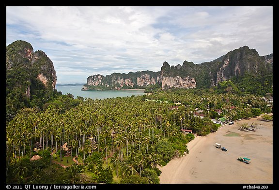 Railay peninsual seen from Laem Phra Nang. Krabi Province, Thailand