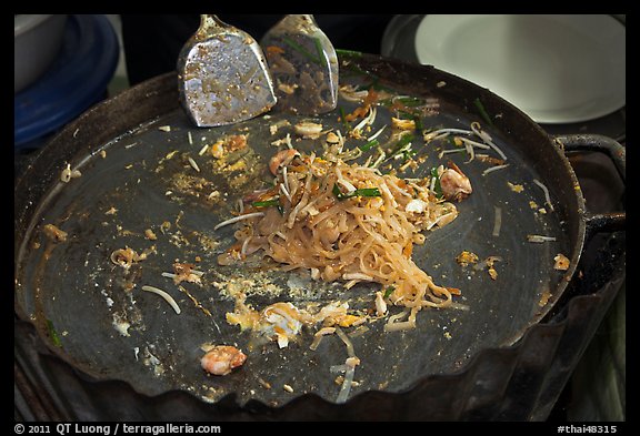 Close up of pan with Pad Thai, Ko Phi-Phi Don. Krabi Province, Thailand