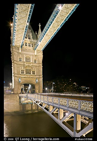 North Tower and upper walkway of the London Bridge at night. London, England, United Kingdom (color)