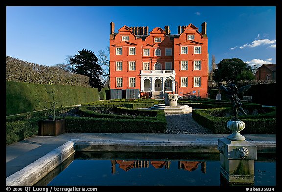 Kew Palace and basin. Kew Royal Botanical Gardens,  London, England, United Kingdom (color)