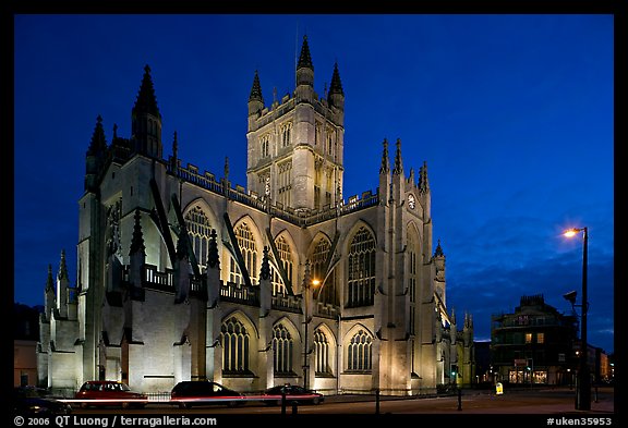 Abbey at dusk. Bath, Somerset, England, United Kingdom