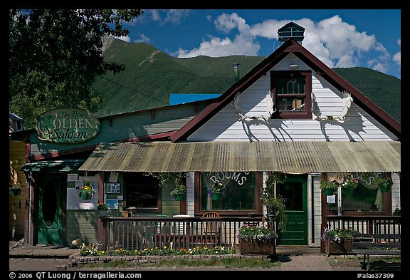 McCarthy lodge. McCarthy, Alaska, USA (color)