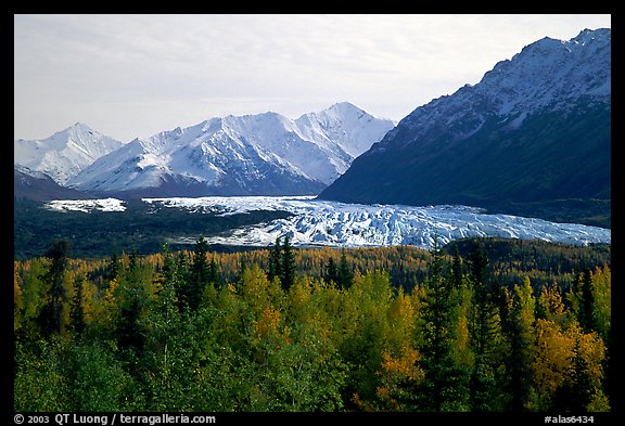 Matanuska Glacier in the fall. Glenn Highway, Central Alaska, USA