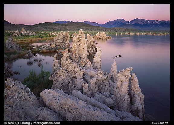 Tufas, South Tufa area,  dawn. California, USA (color)