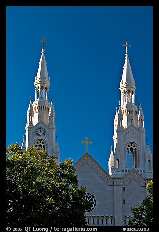 Towers of St Peter and Paul Church, 1922-1939, Washington Square, late afternoon. San Francisco, California, USA