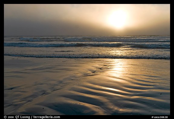 Foggy sunset over the ocean. Morro Bay, USA (color)