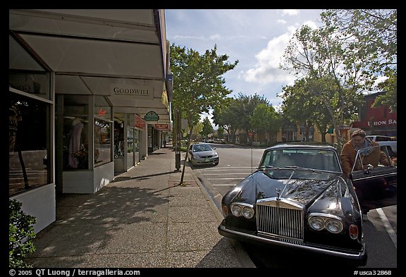 Goodwill store and Rolls-Royce on  Santa Cruz avenue. Menlo Park,  California, USA