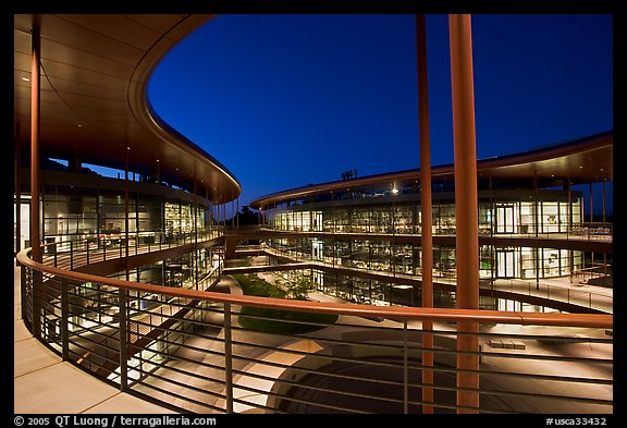 Curves of the James Clark Center, dusk. Stanford University, California, USA