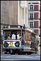 Cable-car. San Francisco, California, USA (color)