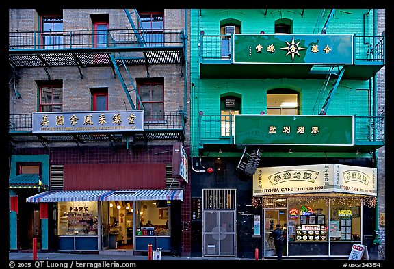 Painted houses in Wawerly Alley, Chinatown. San Francisco, California, USA