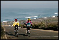 Bicyclists and ocean, Torrey Pines State Preserve. La Jolla, San Diego, California, USA