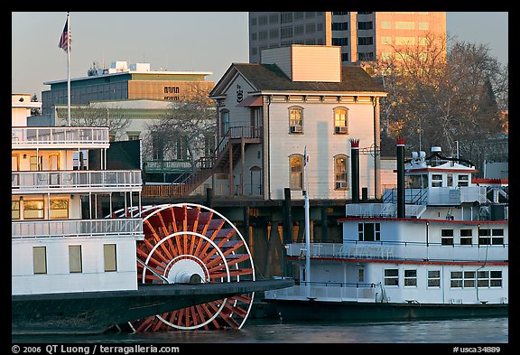 Riverboats Delta King and Spirit of Sacramento, modern and old buildings. Sacramento, California, USA (color)