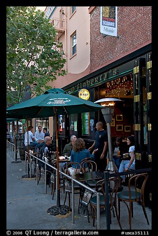 Pub, San Pedro Square. San Jose, California, USA