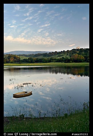 Lake Lagunata with the Dish in background. Stanford University, California, USA (color)