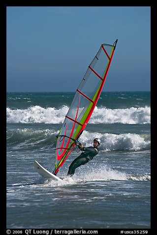 Windsurer leaning back, Waddell Creek Beach. California, USA