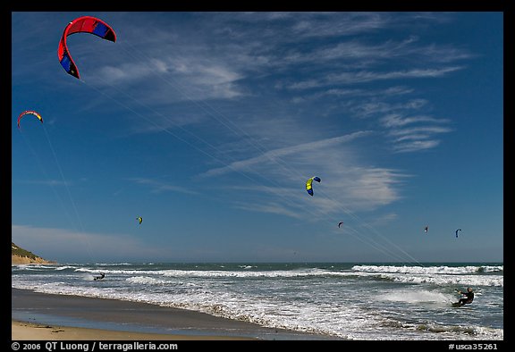 Kite surfers and coastline, Waddell Creek Beach. California, USA (color)