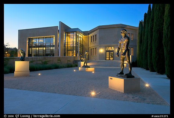 Rodin sculpture garden and Cantor Art Center, dusk. Stanford University, California, USA