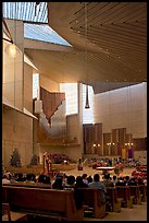 Sunday mass in the Cathedral of our Lady of the Angels. Los Angeles, California, USA ( color)