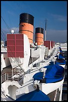 Chimneys, and life rafts aboard the Queen Mary liner. Long Beach, Los Angeles, California, USA