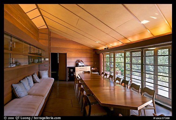 Dining room, Hanna House, a Frank Lloyd Wright masterpiece. Stanford University, California, USA